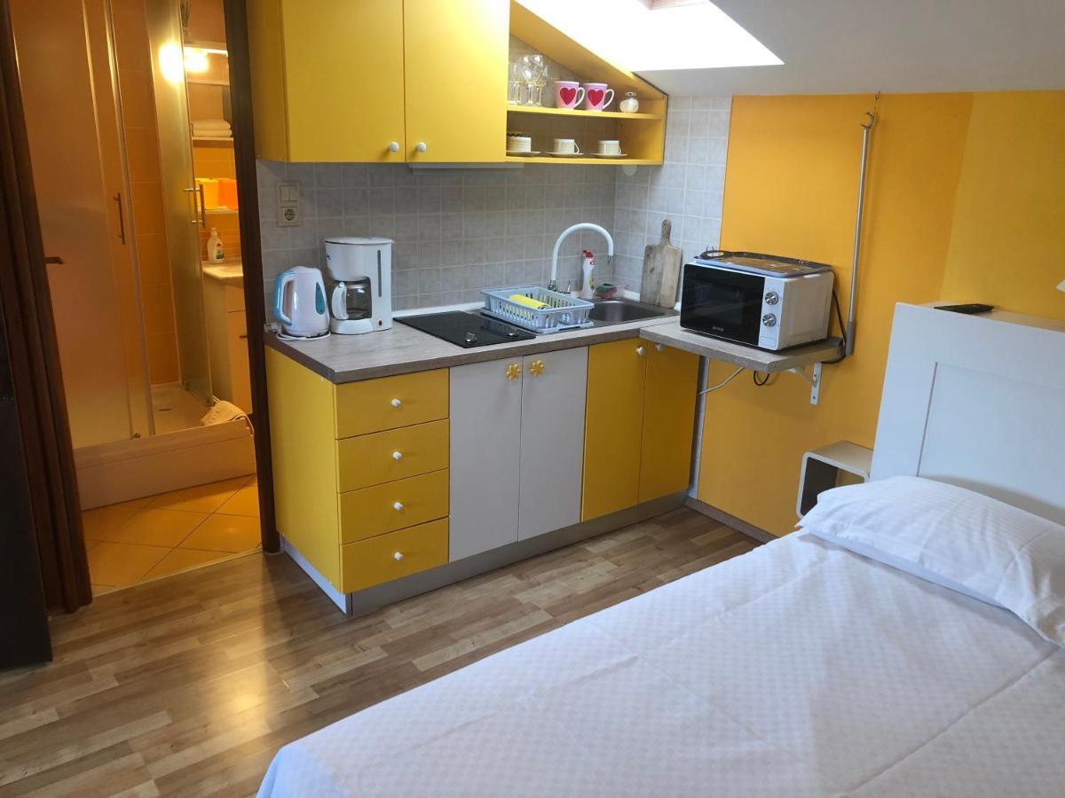 Studio Neven With Sea View Baška Kültér fotó
