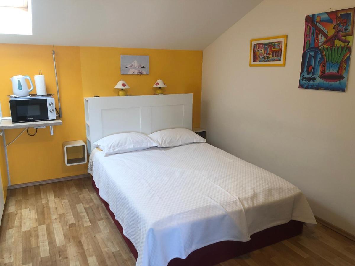 Studio Neven With Sea View Baška Kültér fotó